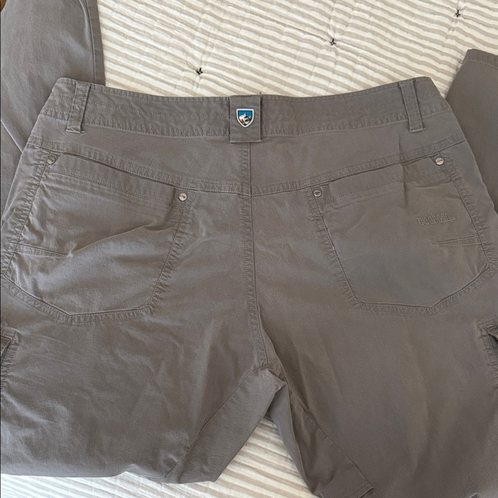 Kuhl Men’s Renegade Cargo Pant in Khaki - Picture 5 of 6